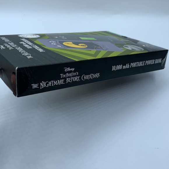 Disney Tim Burtons The Nightmare Before Christmas 10,000 mAh Portable Powerbank - Picture 6 of 6